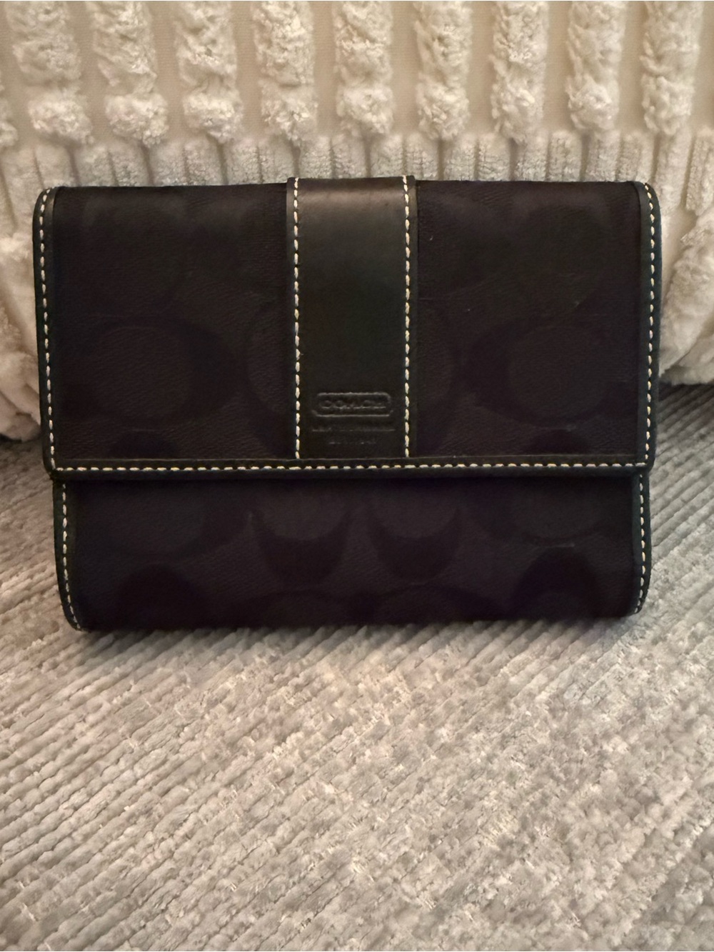 Coach Black Signature Canvas Trifold Wallet with Contrast Stitching